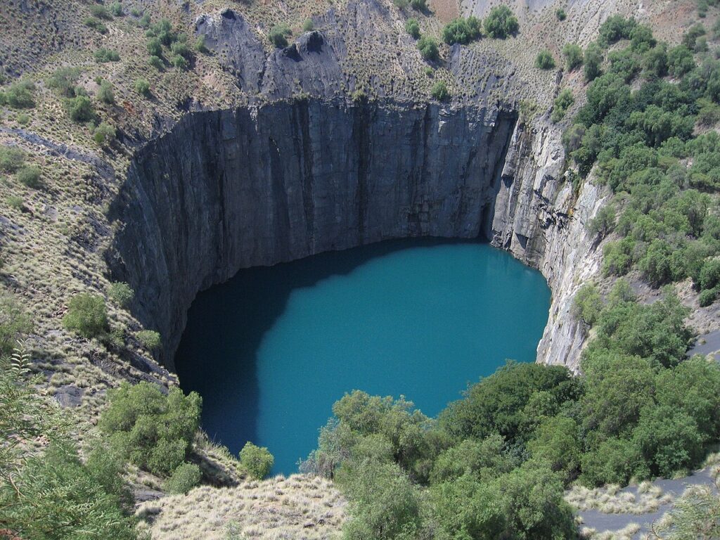 Big Hole w Kimberley, dawna odkrywkowa kopalnia diamentów w RPA
